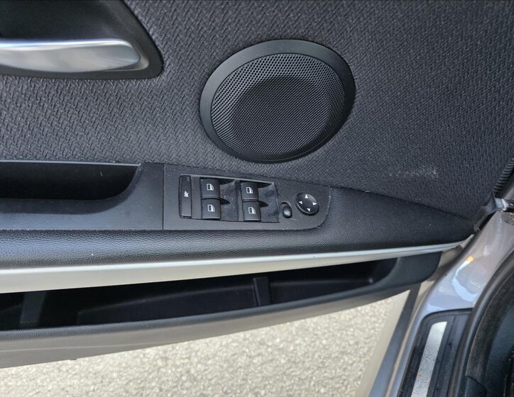 BMW Řada 3 Kombi 2,0 l 105 kw