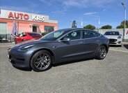 Tesla Model 3 11