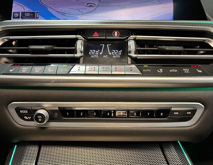 BMW X5 SUV / Terénní 4,4 l 457 kw