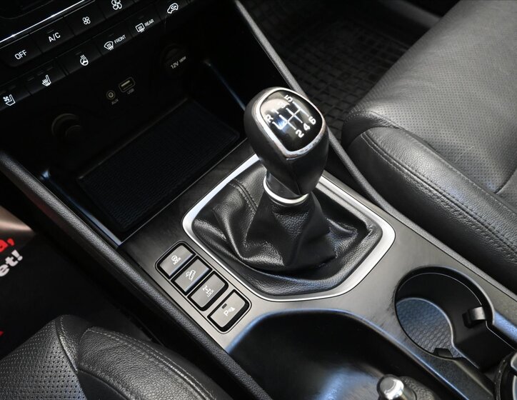 Hyundai Tucson SUV 2,0 l 100 kw