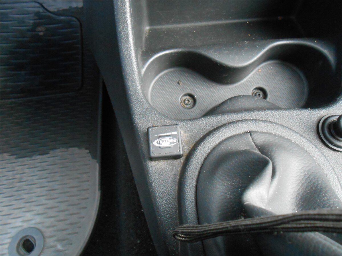 Dacia Sandero Hatchback 1,1 l 55 kw