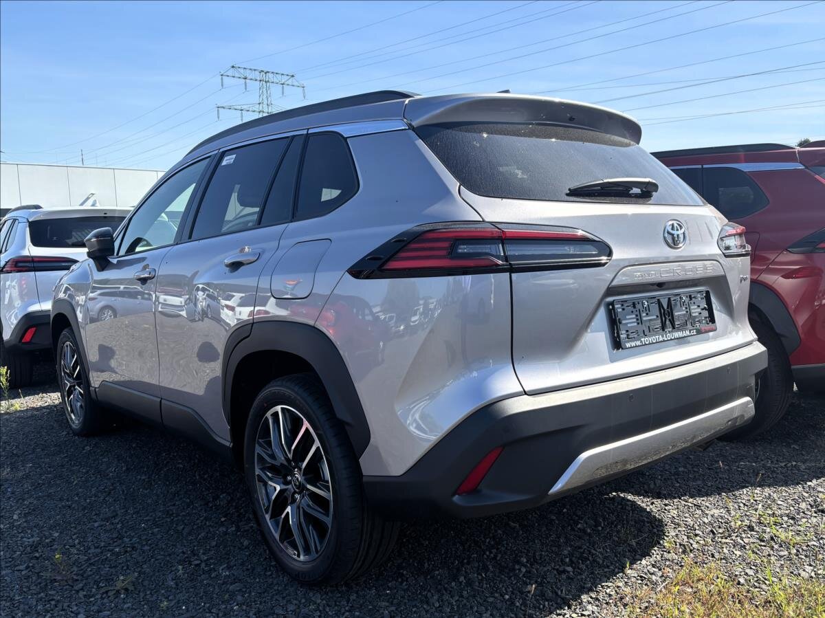 Toyota Corolla Cross SUV 1,8 l 103 kw