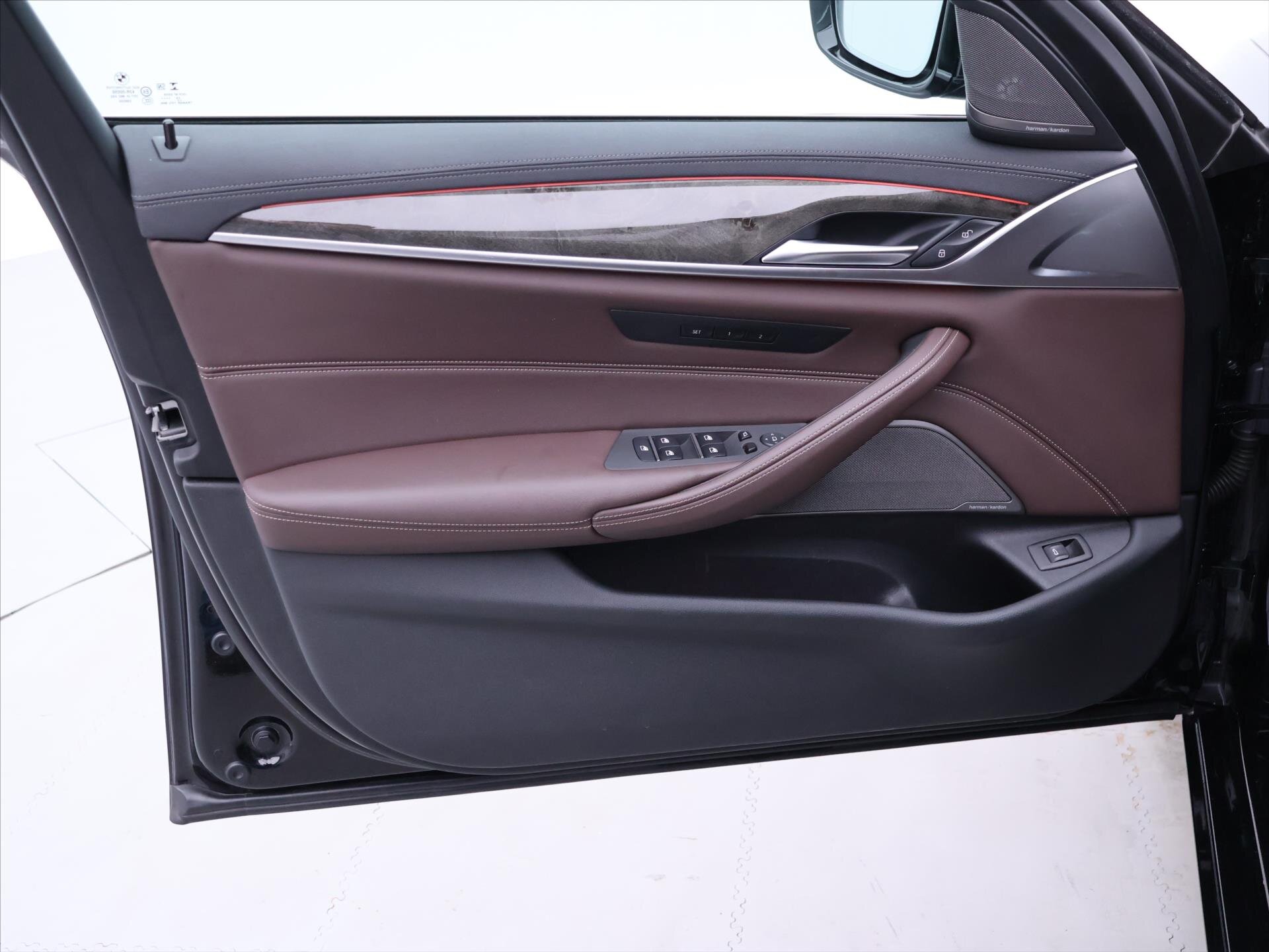 BMW Řada 5 Kombi 3,0 l 250 kw