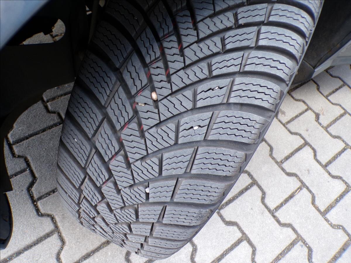 Volkswagen Passat Kombi 1,9 l 77 kw