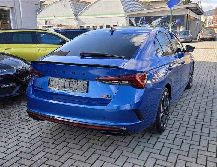 Škoda Octavia Sedan / Limuzína 2,0 l 180 kw