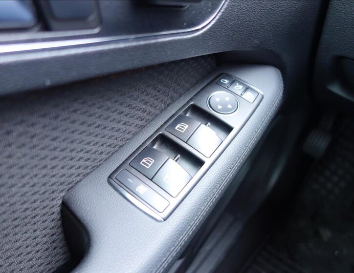 Mercedes-Benz Třídy E Kombi 3,0 l 195 kw