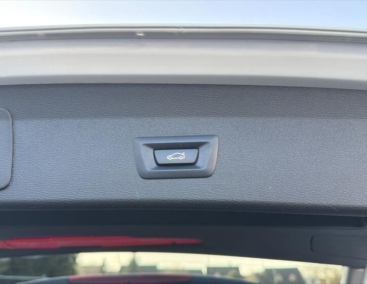 BMW X1 Kombi 2,0 l 141 kw