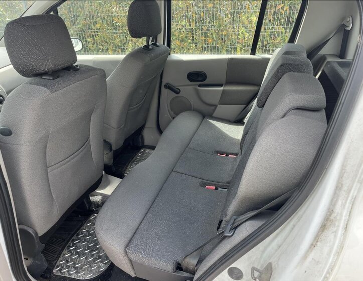 Renault Modus Hatchback 1,4 l 72 kw