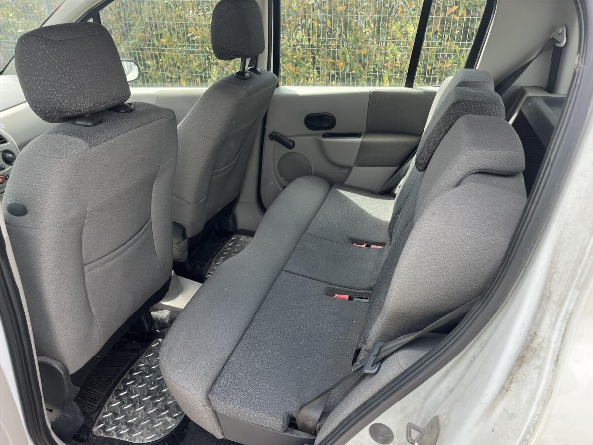 Renault Modus Hatchback 1,4 l 72 kw