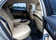 Audi A8 29