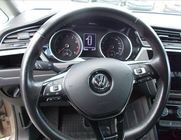 Volkswagen Touran MPV 1,4 l 110 kw