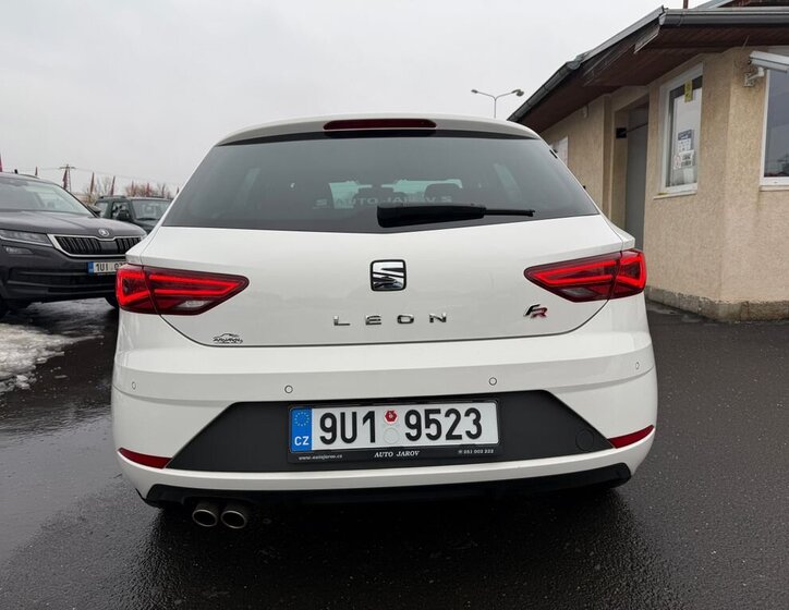 Seat Leon Hatchback 1,5 l 96 kw