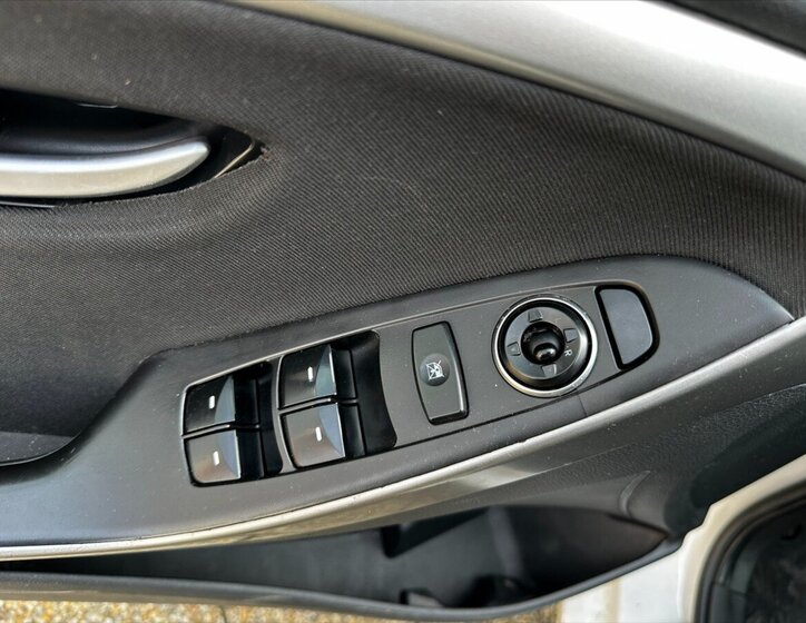 Hyundai i30 Kombi 1,6 l 81 kw