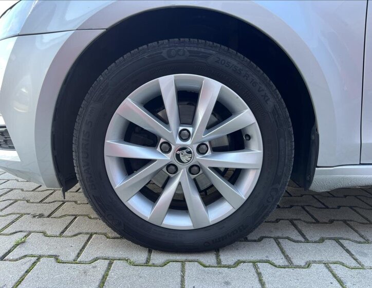 Škoda Octavia Kombi 1,6 l 85 kw