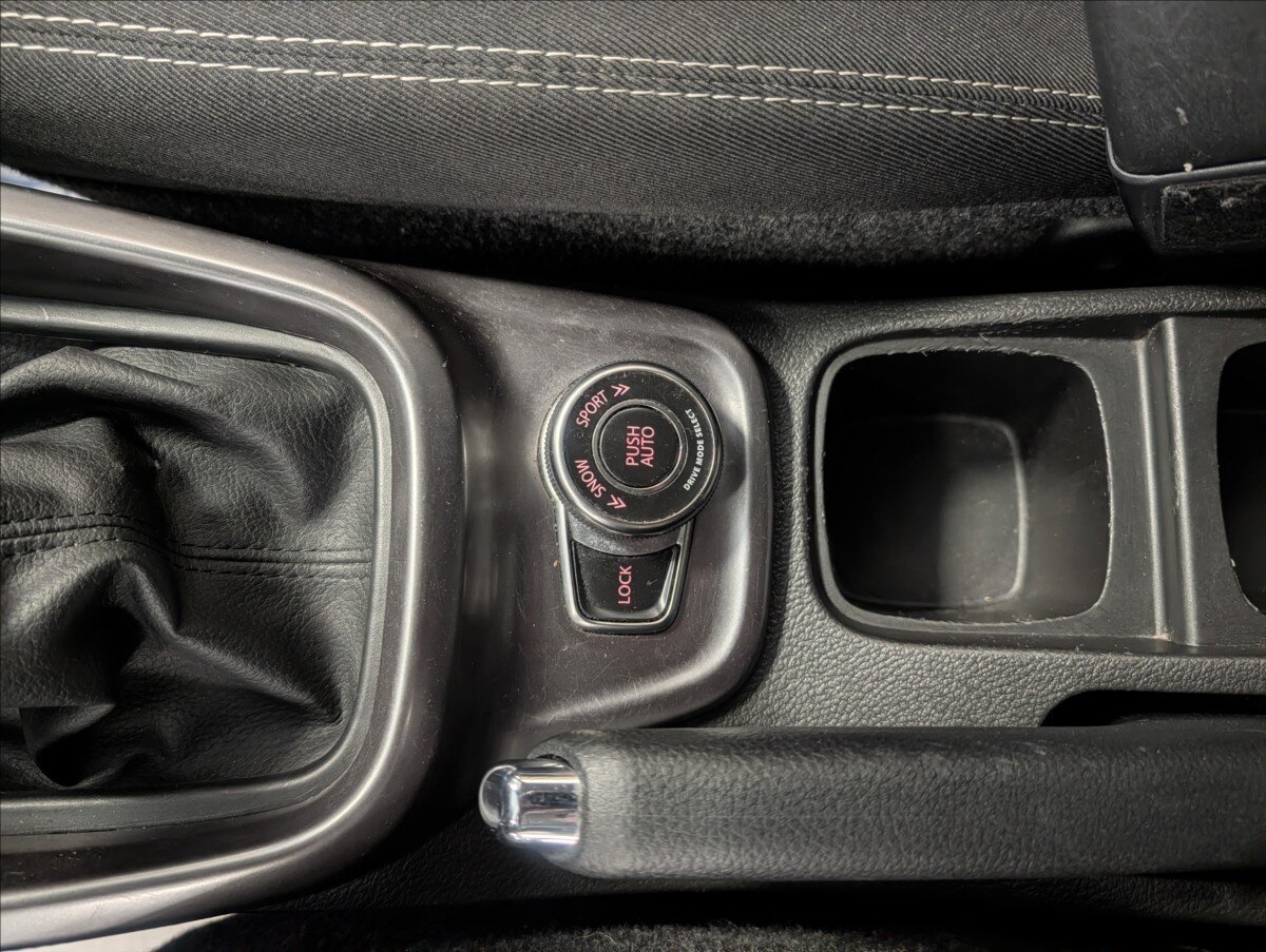 Suzuki Vitara SUV 1,4 l 95 kw