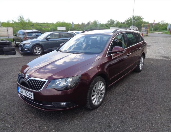 Škoda Superb Kombi 1,8 l 118 kw