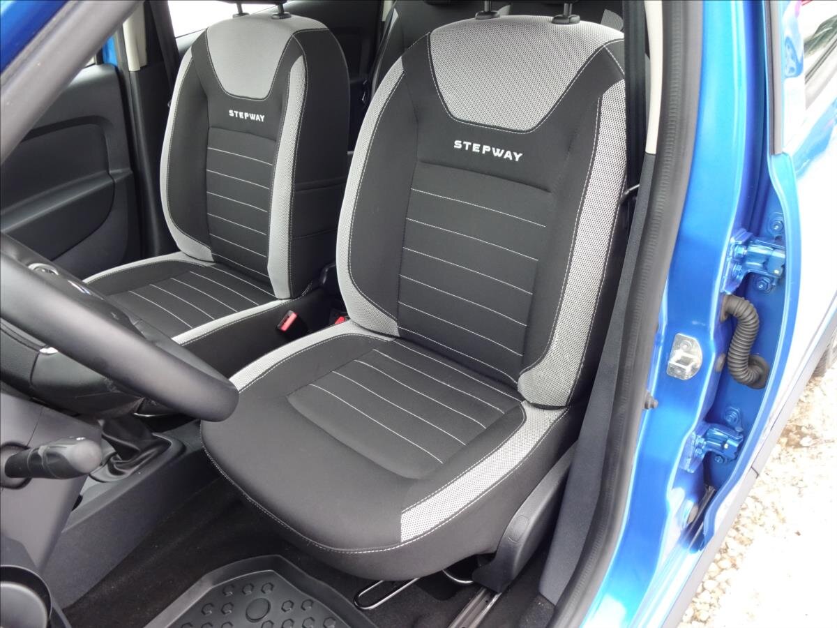 Dacia Sandero Hatchback 898,0 66 kw