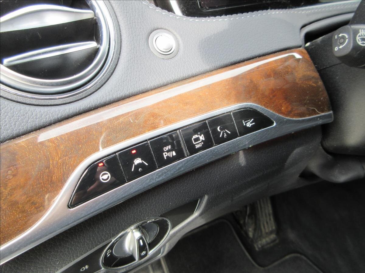 Mercedes-Benz Třídy S Sedan / Limuzína 3,0 l 190 kw