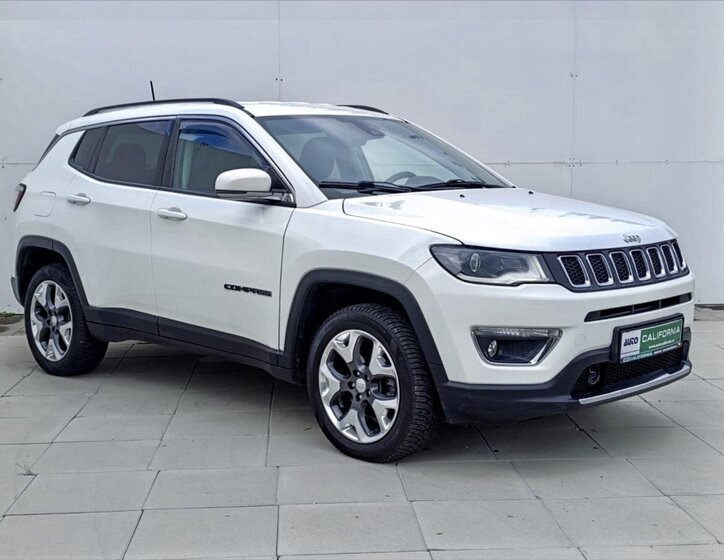 Jeep Compass SUV 2,0 l 125 kw