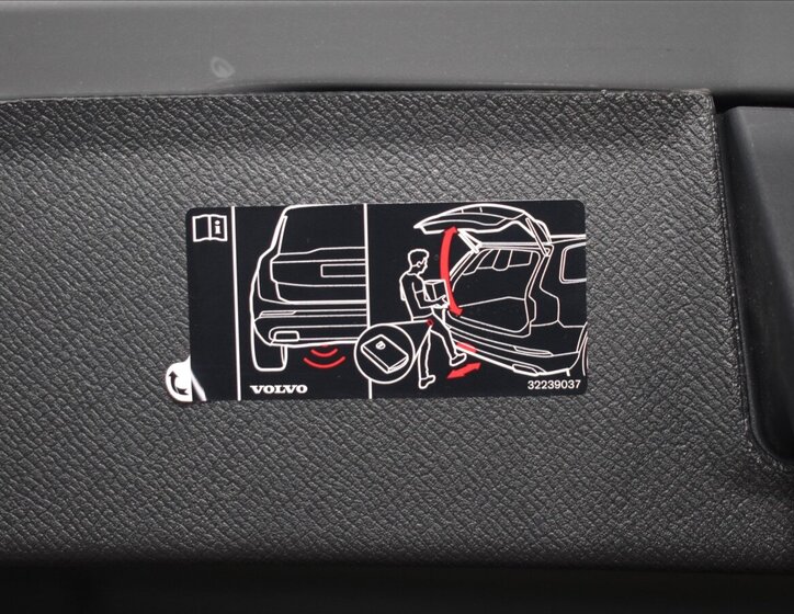 Volvo XC90 SUV 2,0 l 173 kw