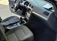 Volkswagen Golf Kombi 1,6 l 77 kw