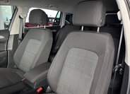 Volkswagen Passat 25