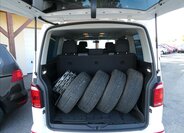 Volkswagen Multivan 17