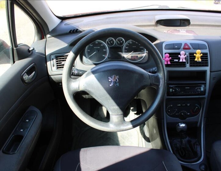 Peugeot 307 Hatchback 2,0 l 66 kw