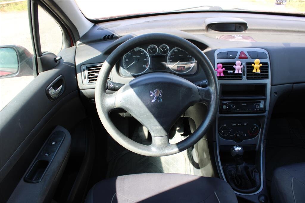 Peugeot 307 Hatchback 2,0 l 66 kw