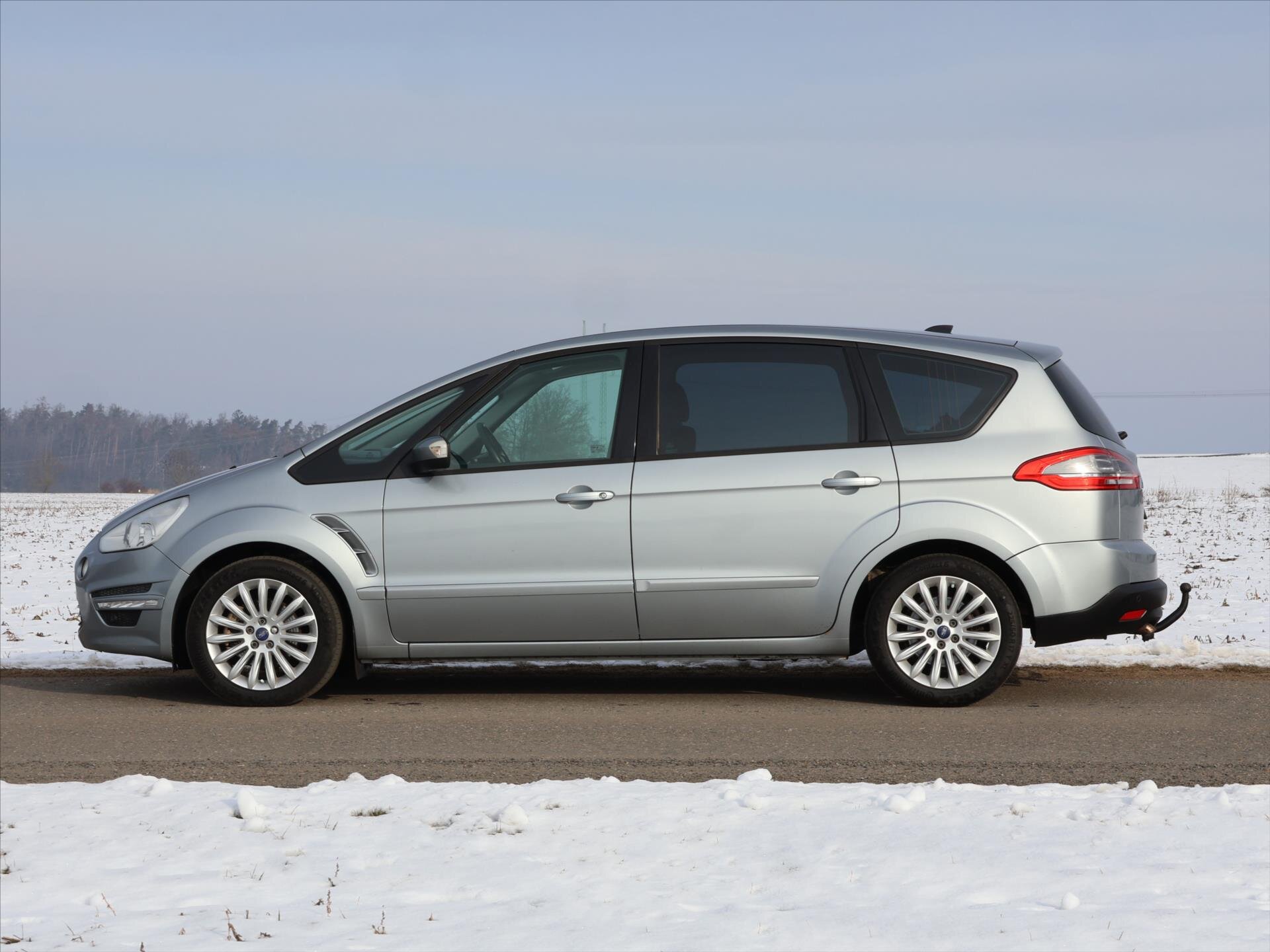 Ford S-MAX MPV 2,0 l 103 kw