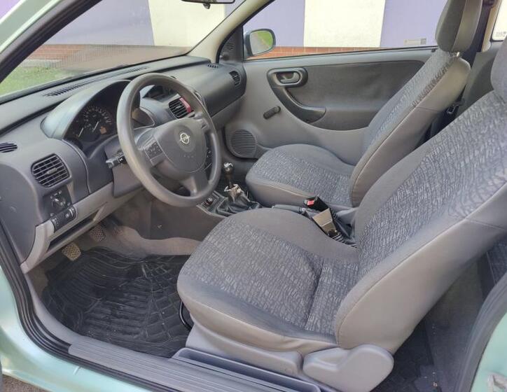 Opel Corsa 10