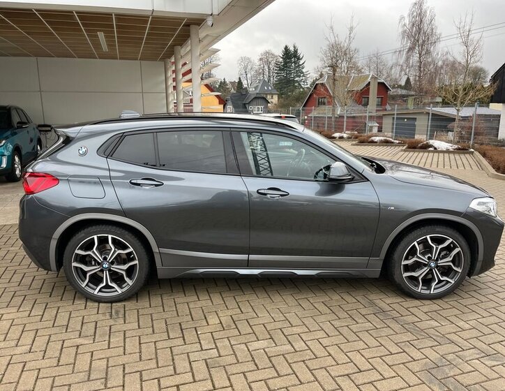 BMW X2 SUV 2,0 l 140 kw