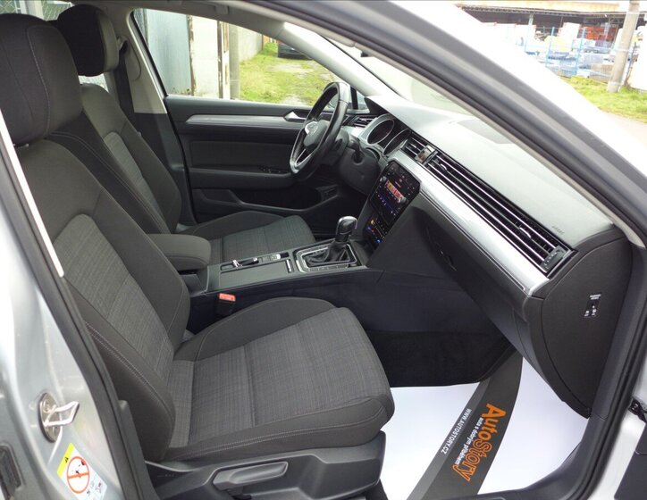 Volkswagen Passat 33