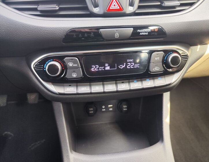 Hyundai i30 Kombi 1,4 l 103 kw