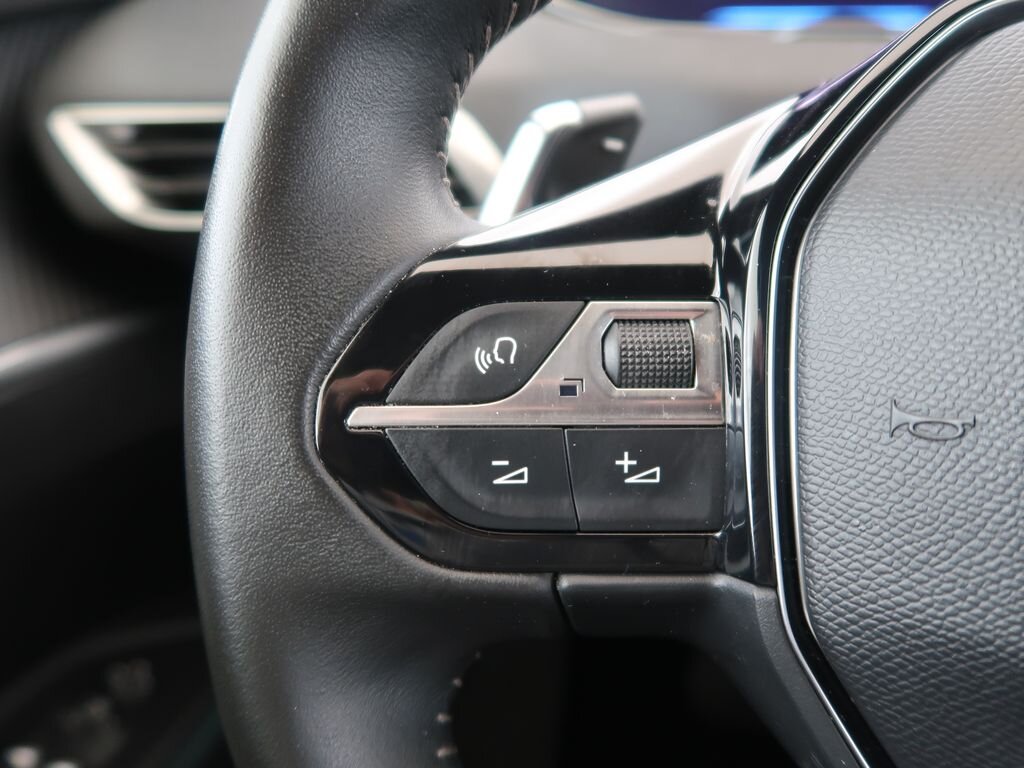 Peugeot 5008 SUV / Terénní 1,5 l 96 kw