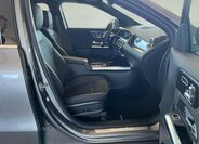 Mercedes-Benz GLA 17