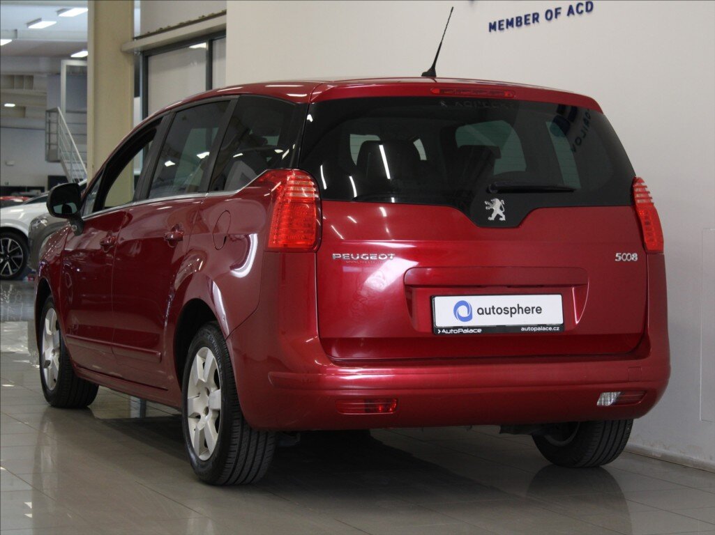 Peugeot 5008 MPV 1,6 l 88 kw