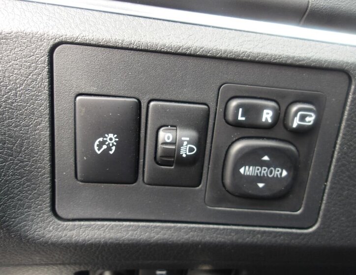 Toyota Verso MPV 1,6 l 82 kw