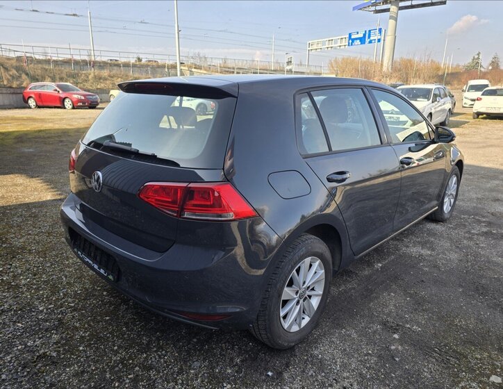 Volkswagen Golf Hatchback 1,2 l 63 kw