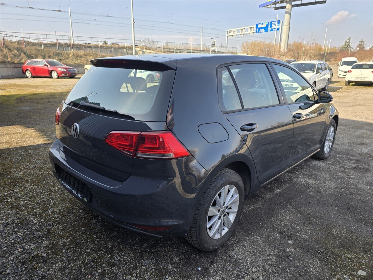 Volkswagen Golf Hatchback 1,2 l 63 kw