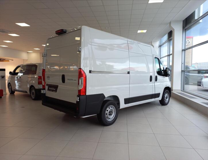 Toyota ProAce 4