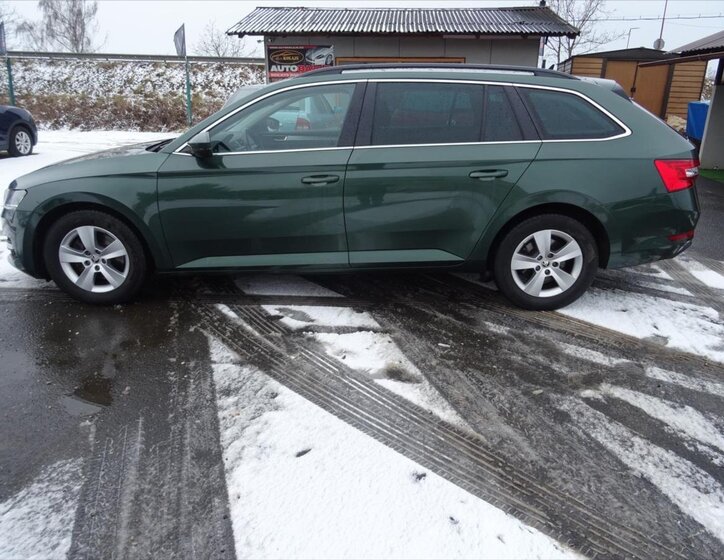 Škoda Superb Kombi 1,6 l 88 kw