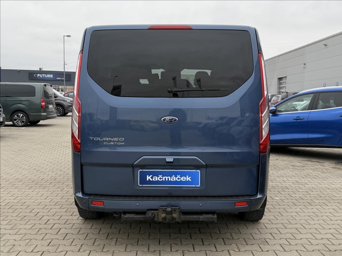 Ford Tourneo Custom MPV 2,0 l 136 kw
