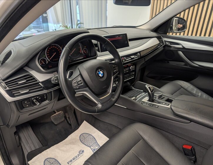 BMW X6 Sedan 3,0 l 190 kw