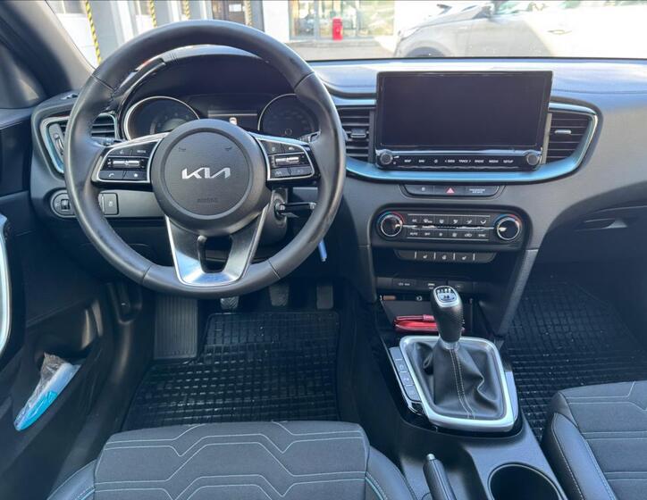 KIA Ceed 8