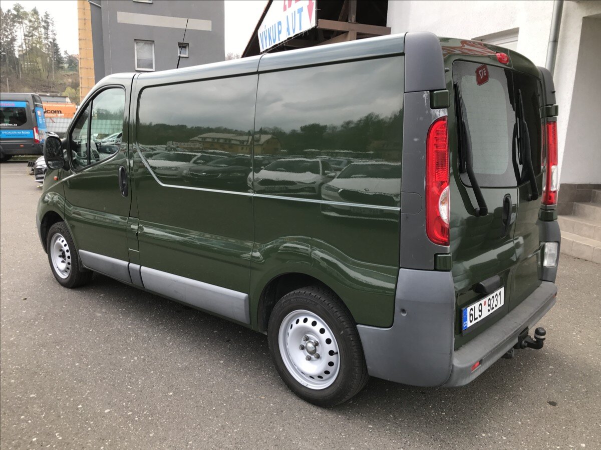 Opel Vivaro Skříň 2,0 l 66 kw