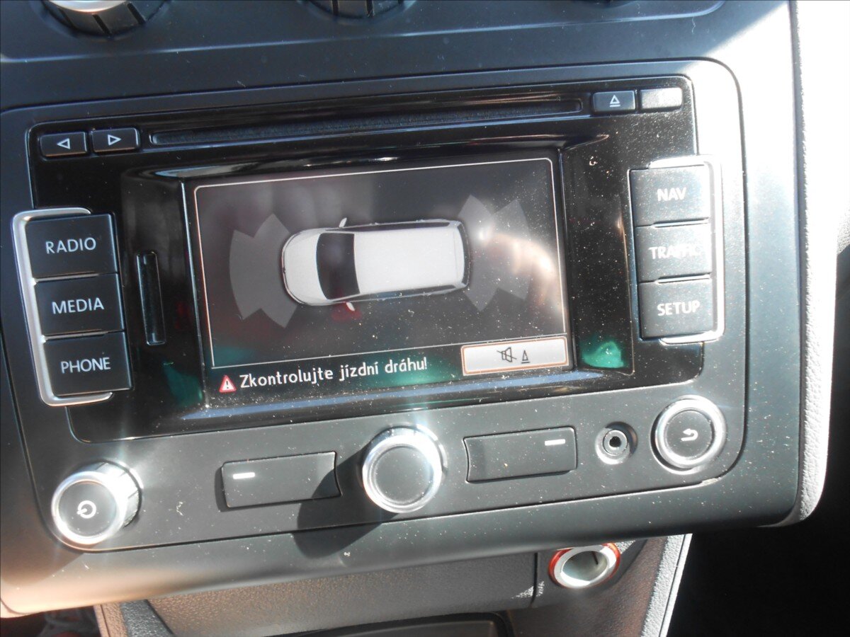 Volkswagen Touran MPV 1,6 l 77 kw