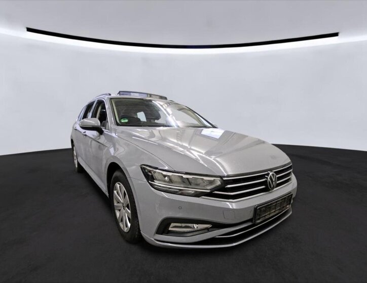 Volkswagen Passat Kombi 2,0 l 110 kw