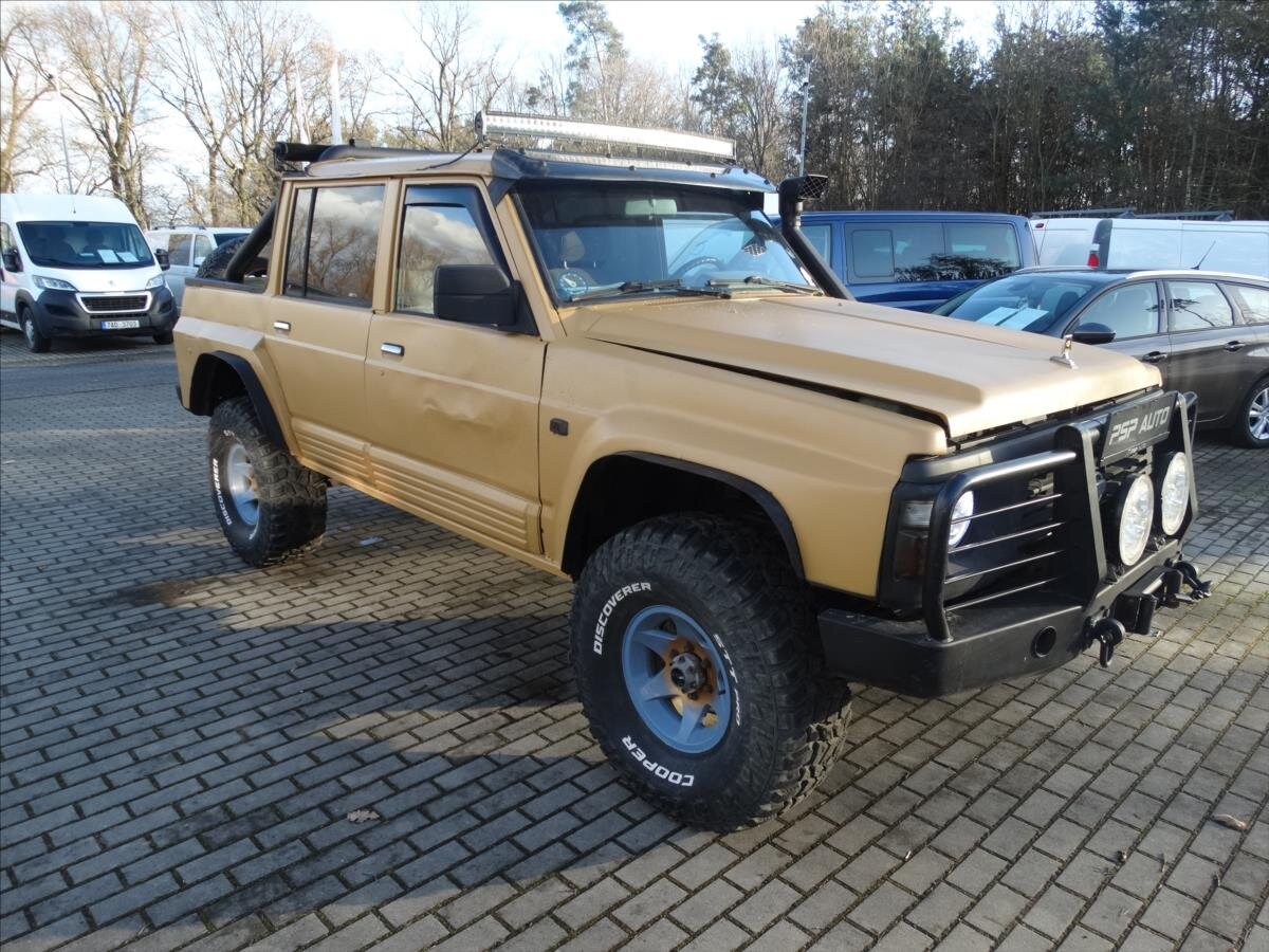 Nissan Ostatní Pick-up 2,8 l 85 kw