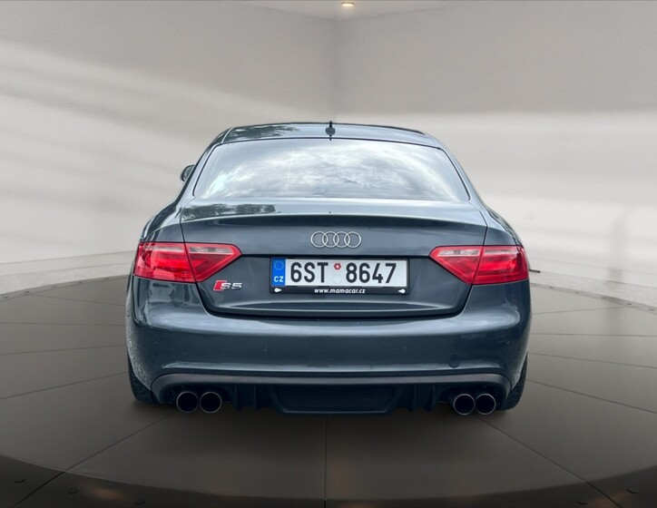 Audi S5 5